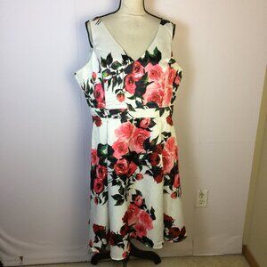 Liza Luxe Modcloth Fit & Flare Dress 1X Womans Plus White Red Floral Sleeveless